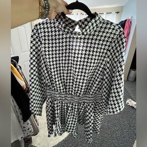 Women’s peplum blouse